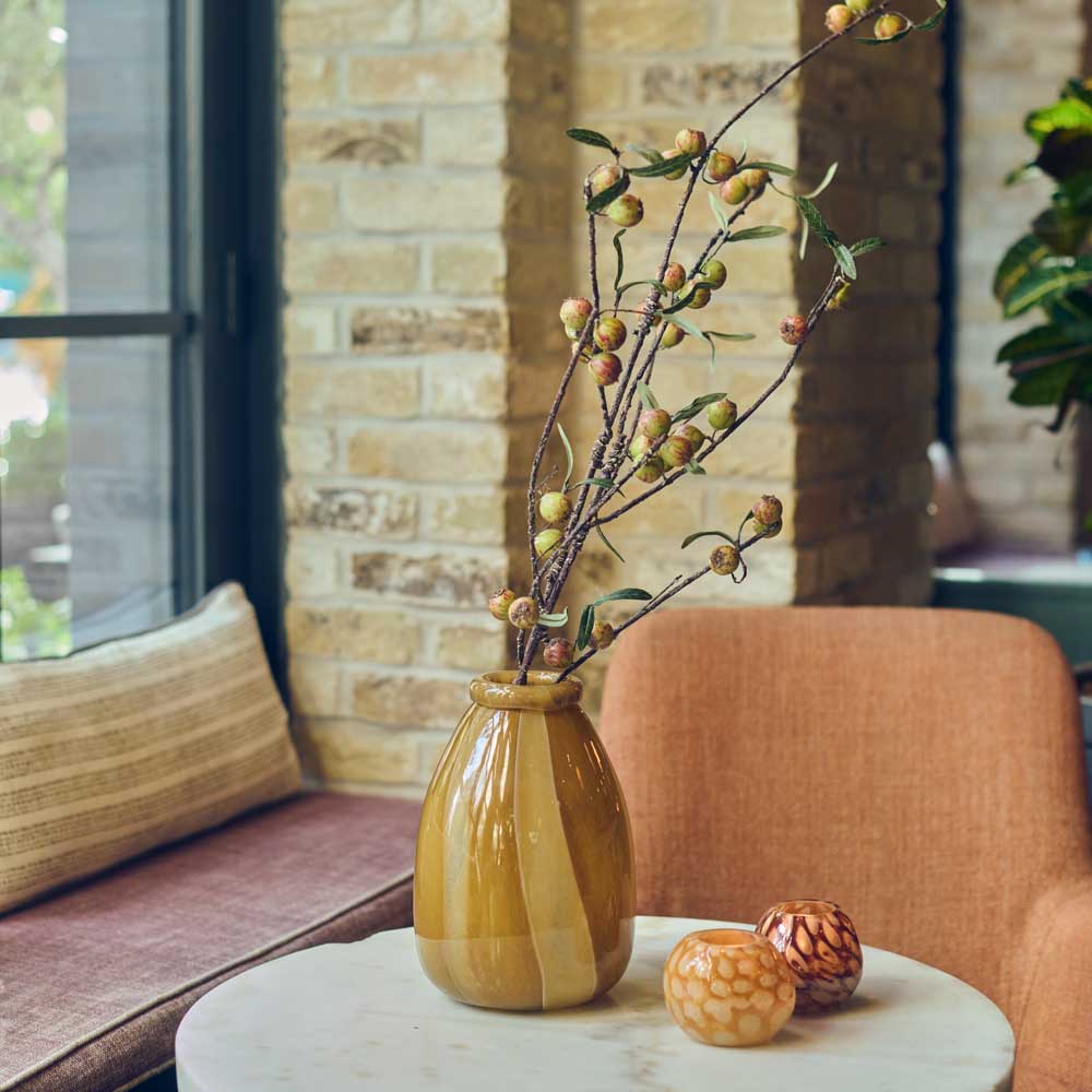 BAUTISTA GLASS VASE