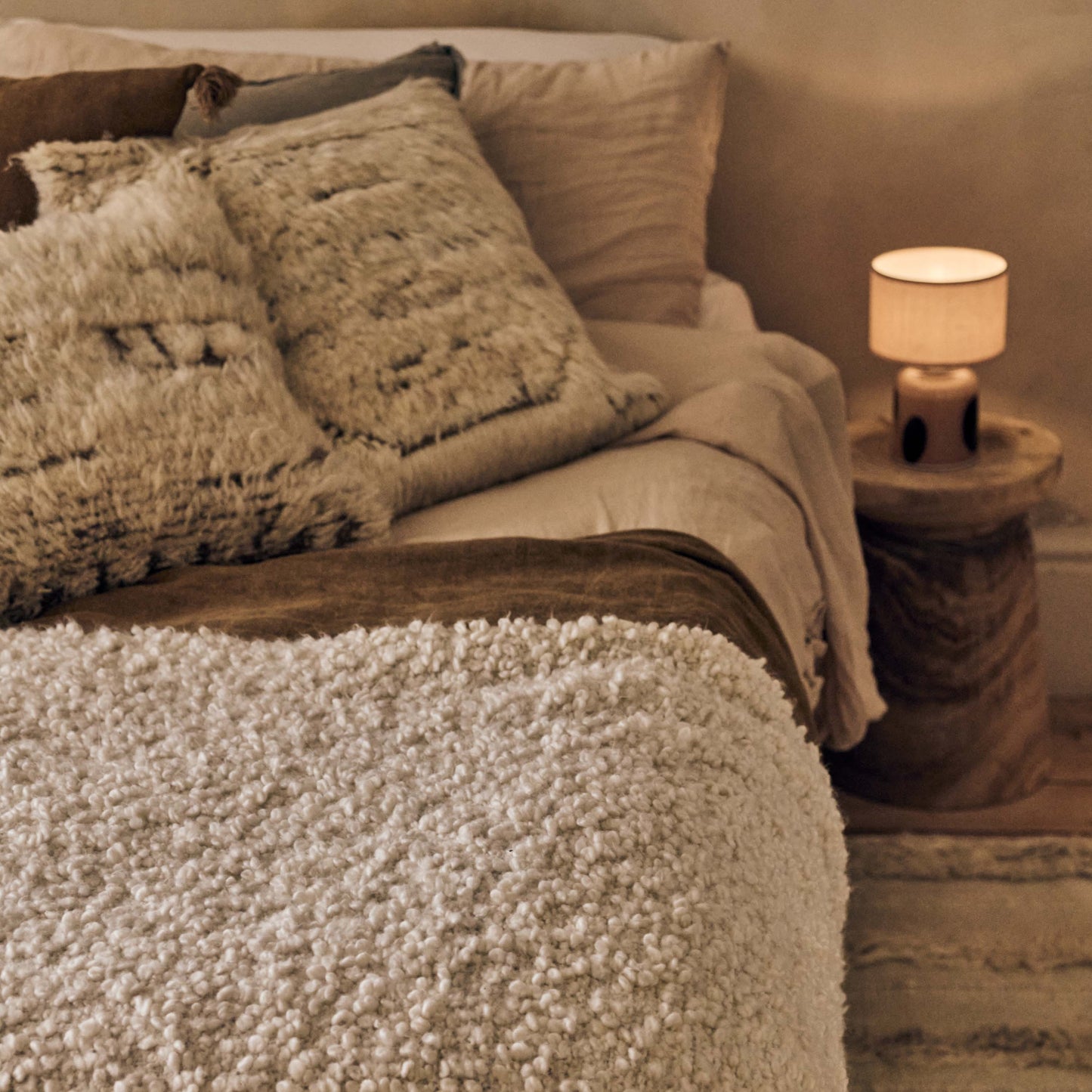 CALMORE PORTABLE TABLE LAMP - *Pre-order* - Shipping August 2026