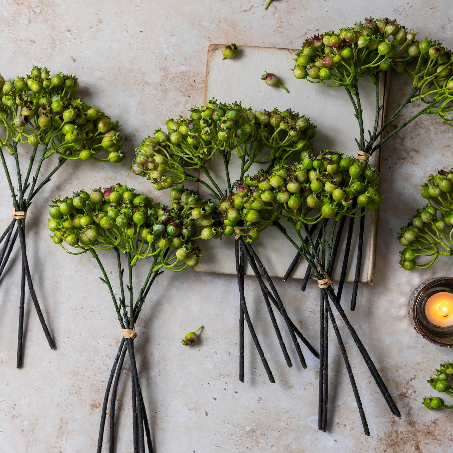 ARTIFICIAL ROSEHIP BUNCH, OLIVE