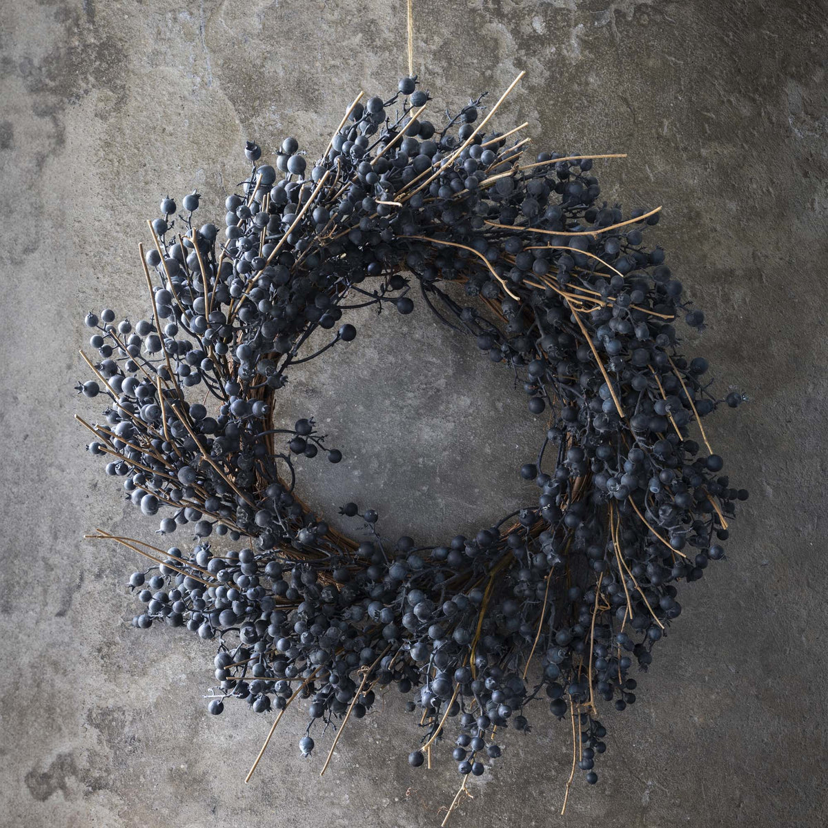 ARTIFICIAL BERRY WREATH, MIDNIGHT -
