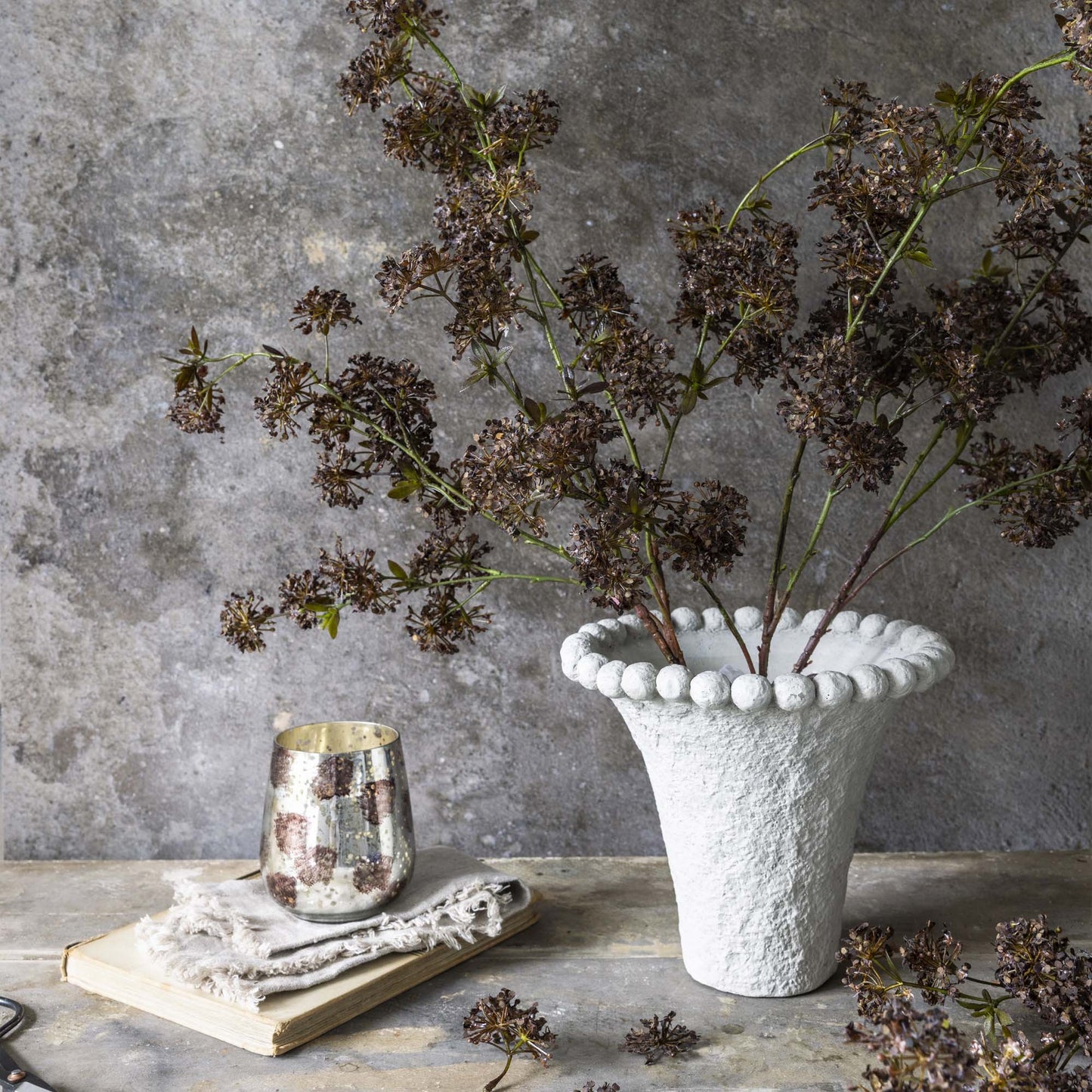 OSMAN CEMENT VASE
