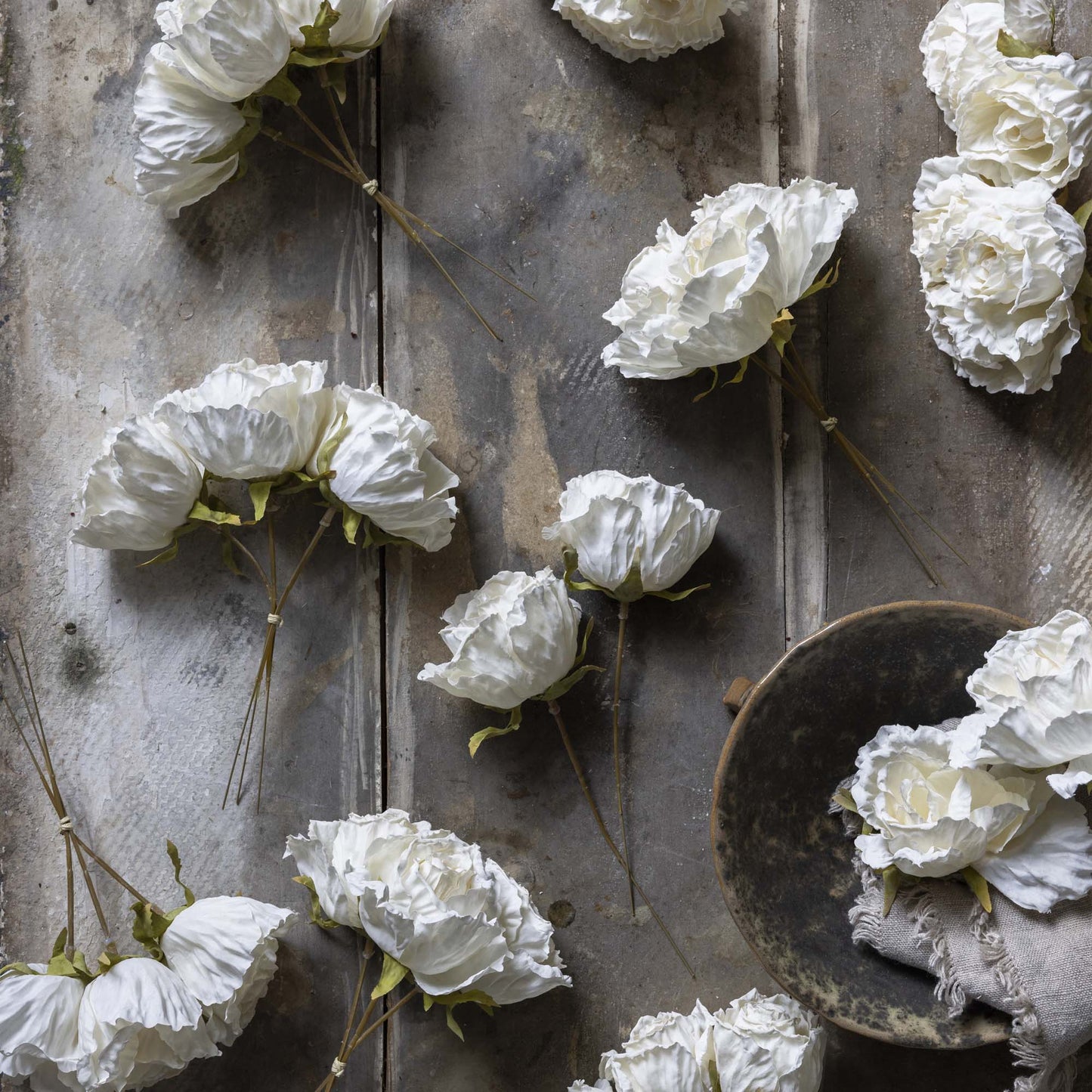 ARTIFICIAL ROSE BUNCH